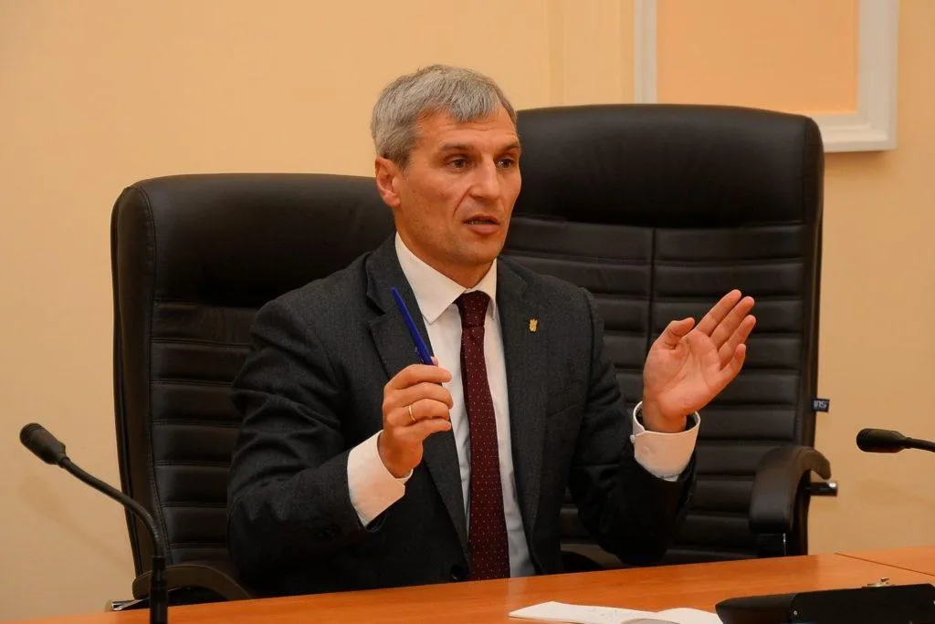 Руслан Кошулинський Руслан Кошулинський