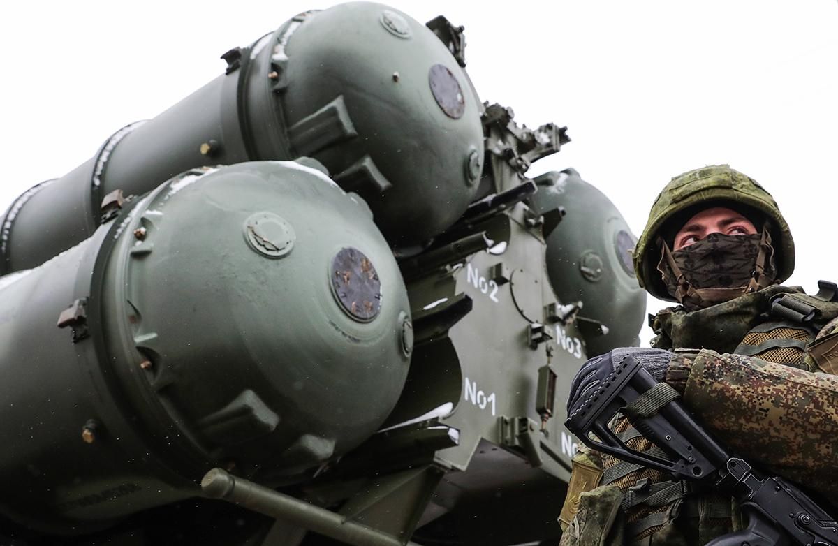 Сколько военных и техники Россия разместила в оккупированном Крыму