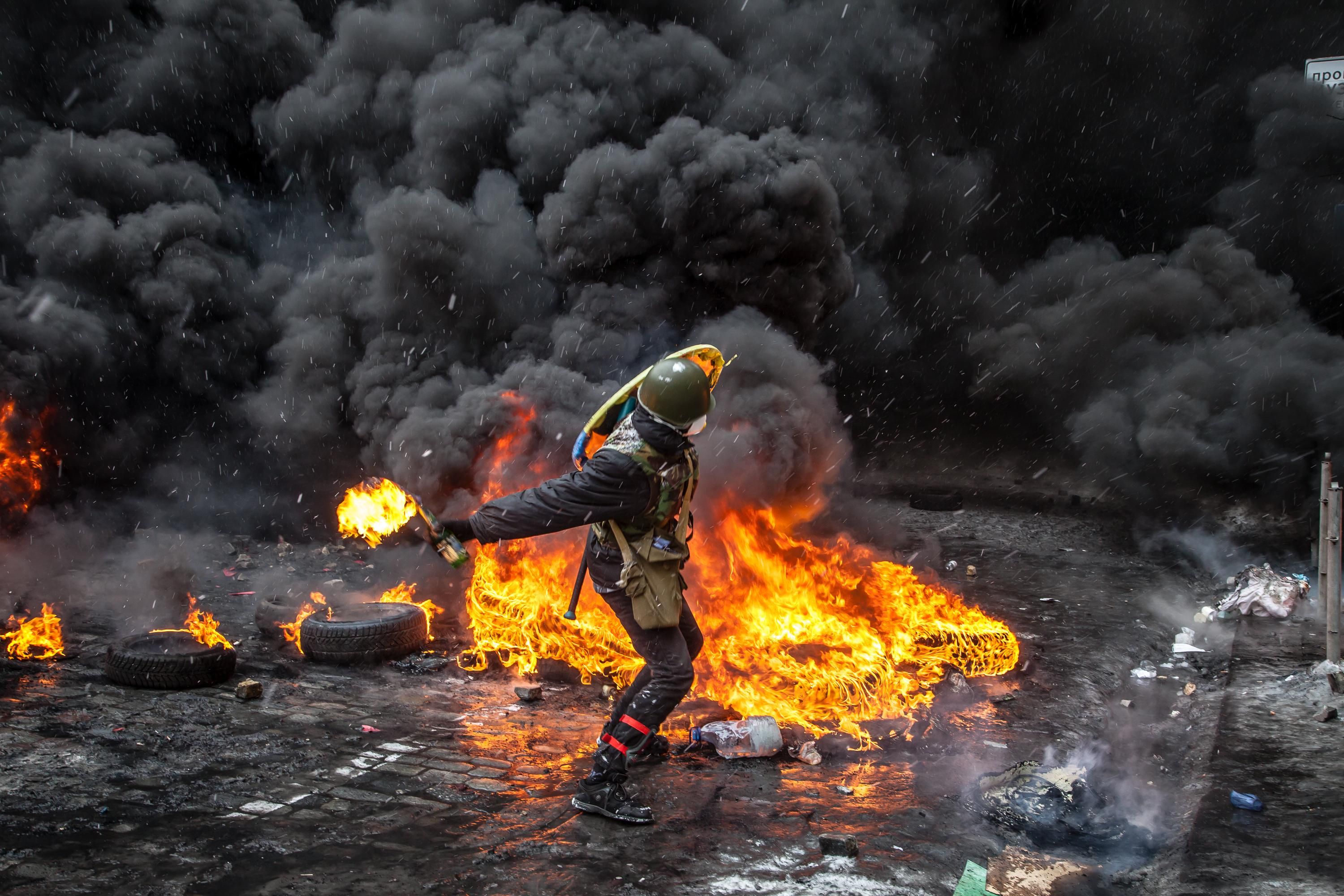 Українцям потрібно представити офіційну картину того, що відбулося, – Бутусов про події Майдану
