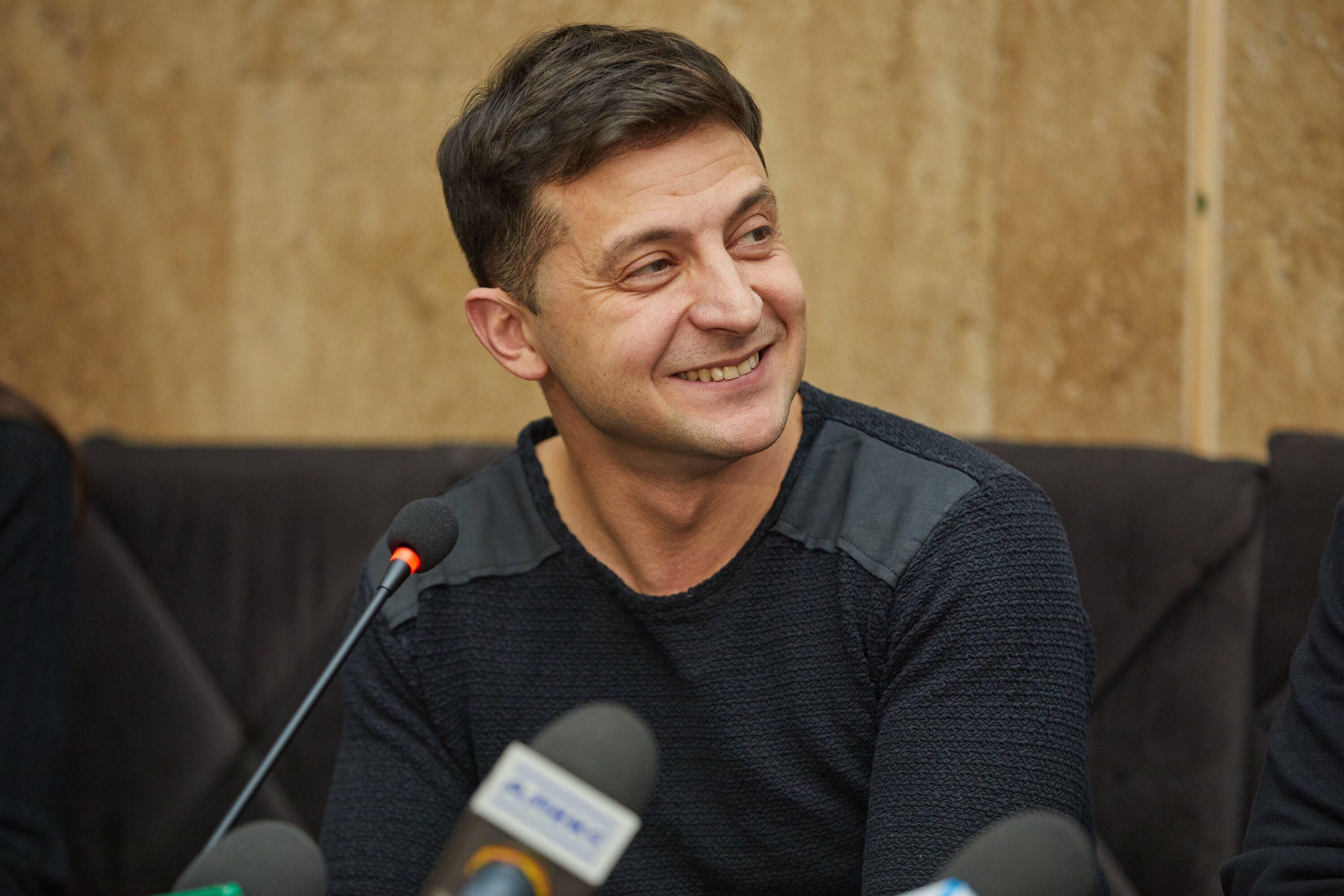 Зеленский в президентском рейтинге оторвался от Тимошенко и Порошенко на 10% Зеленский в президентском рейтинге оторвался от Тимошенко и Порошенко на 10%