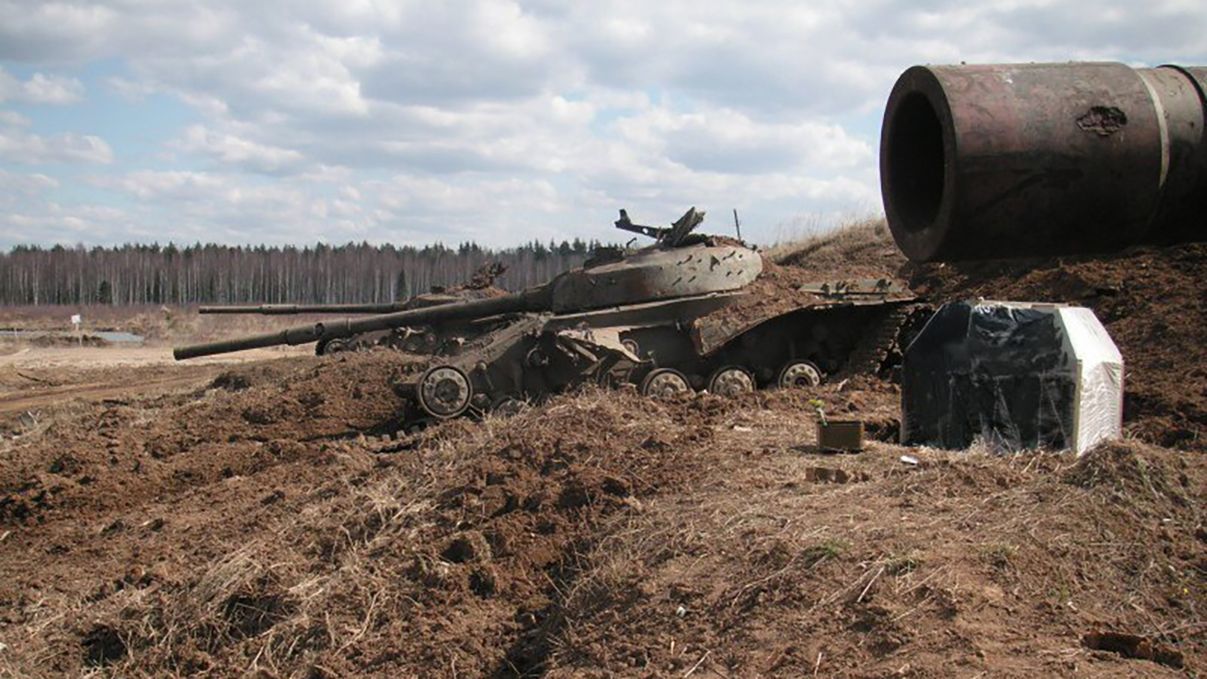 В эфире телеканала Миноброны РФ расстреляли украинский танк: видео