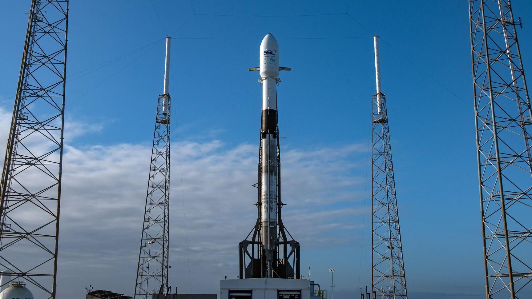 SpaceX отправила на Луну космический аппарат Израиля: видео SpaceX отправила на Луну космический аппарат Израиля: видео