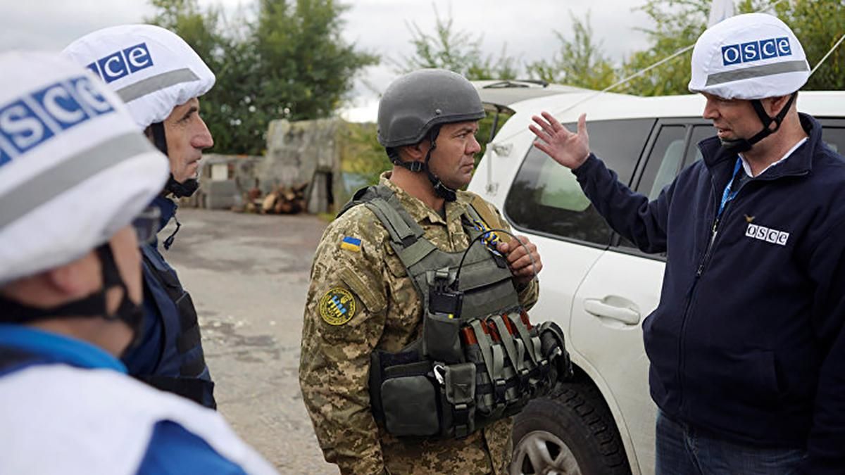 Є що приховувати: проросійські бойовики не пустили спостерігачів ОБСЄ в Донецьку область Є що приховувати: проросійські бойовики не пустили спостерігачів ОБСЄ в Донецьку область