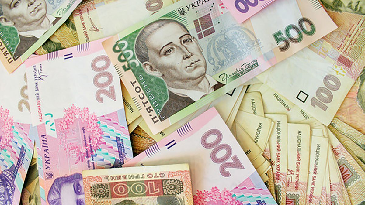 У мужчины украли 15 миллионов наличности на трассе: детали