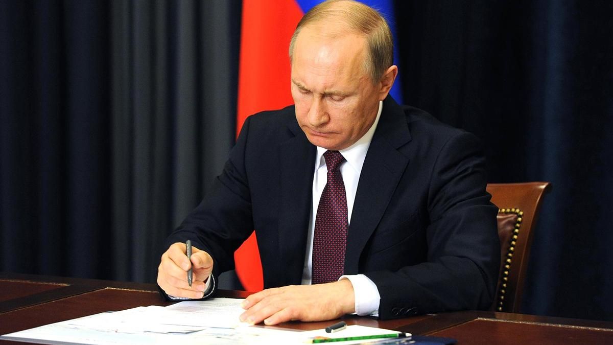 Путин приказал созвать на военные сборы россиян-запасников Путин приказал созвать на военные сборы россиян-запасников