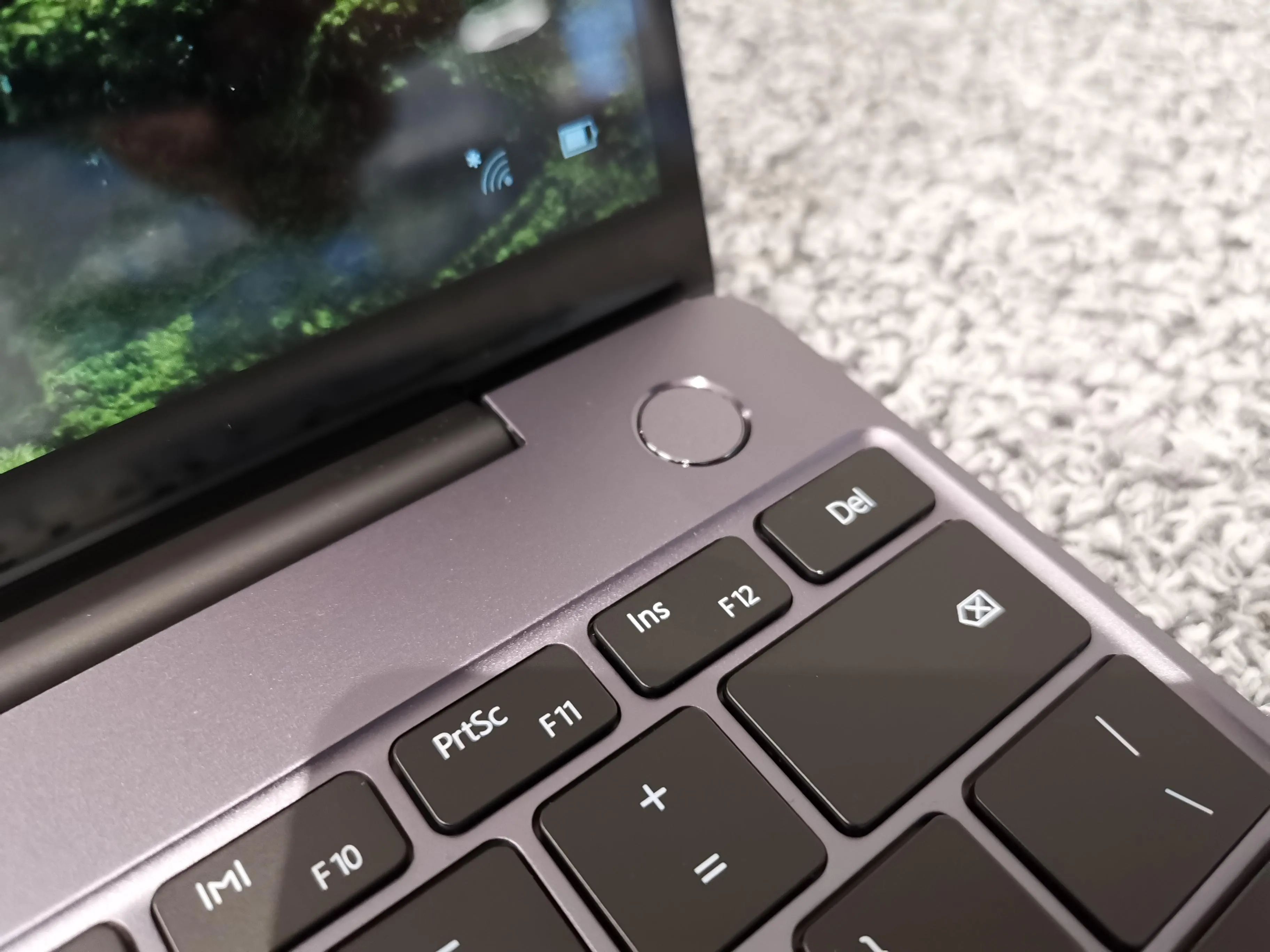 Huawei MateBook 13 Huawei MateBook 13