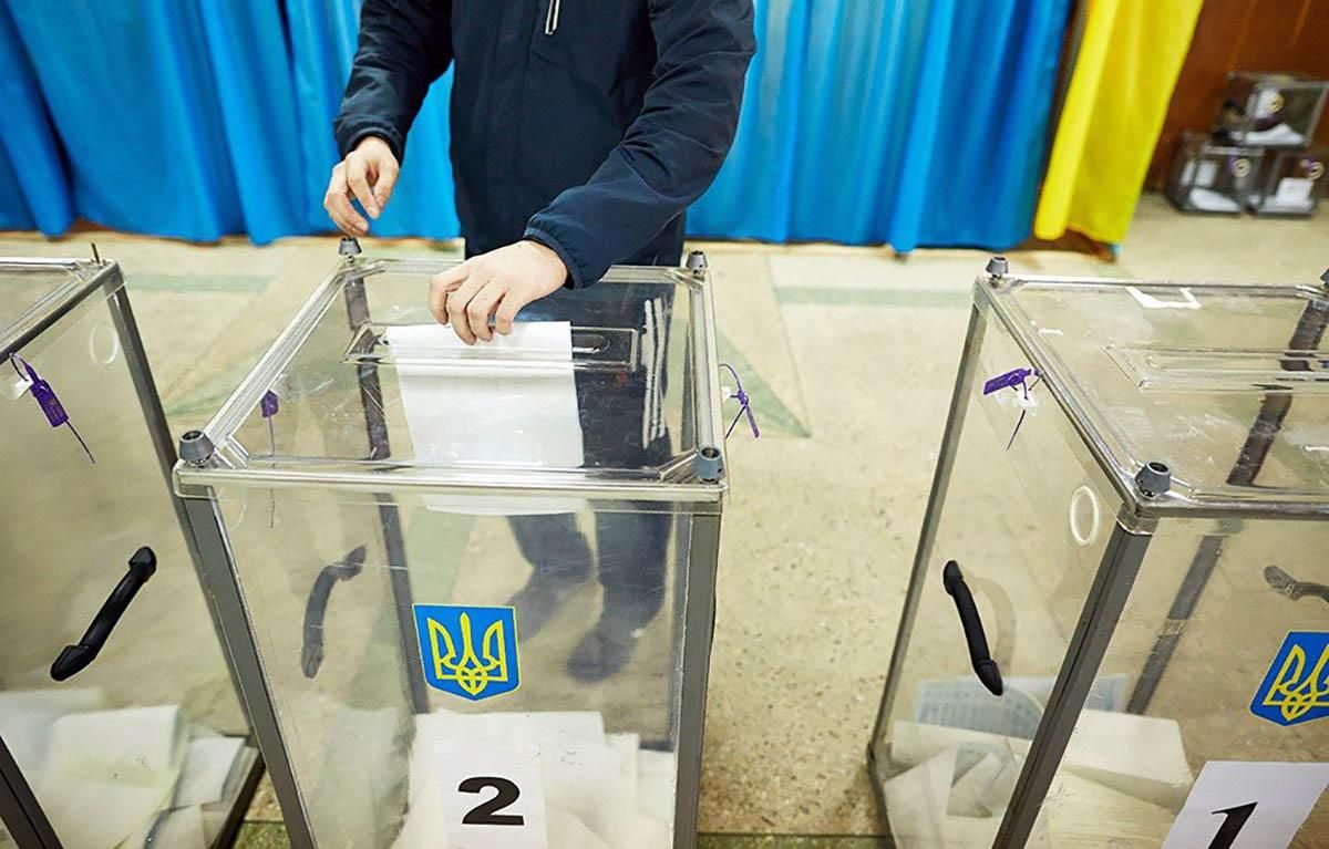 Порошенко підписав закон про заборону спостерігачів з РФ на виборах в Україні
