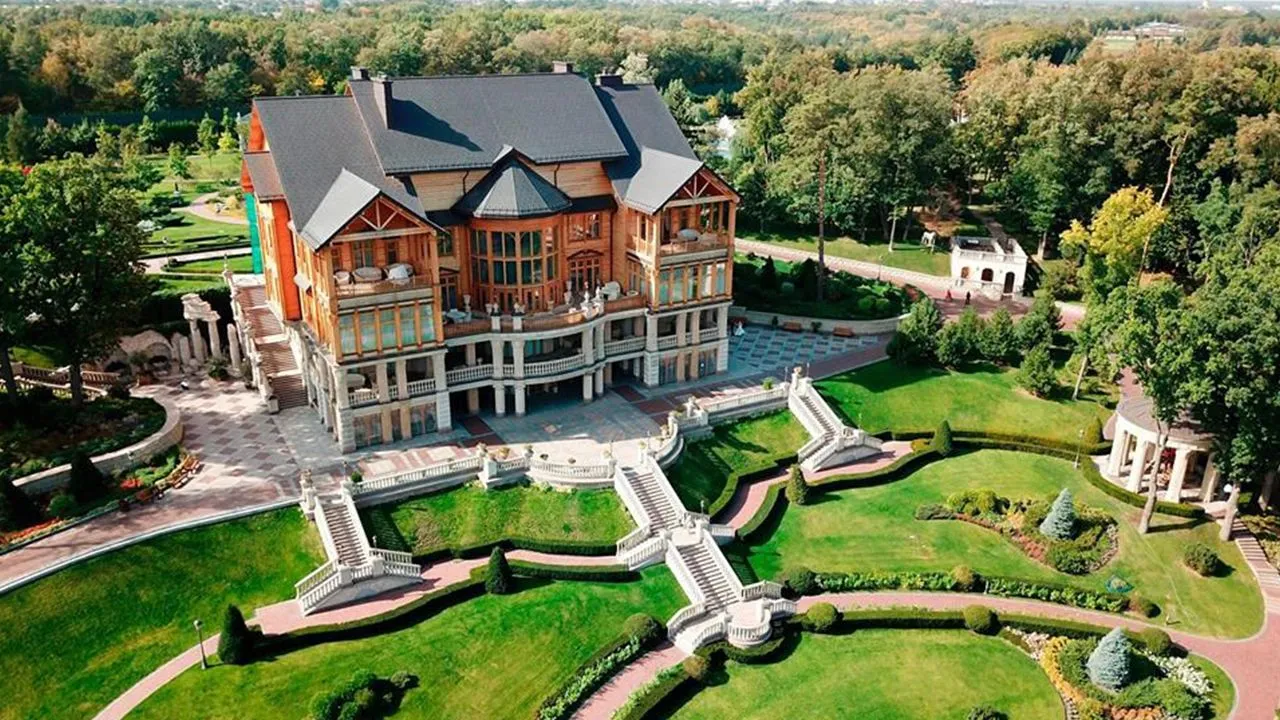 Екс-резиденція Януковича