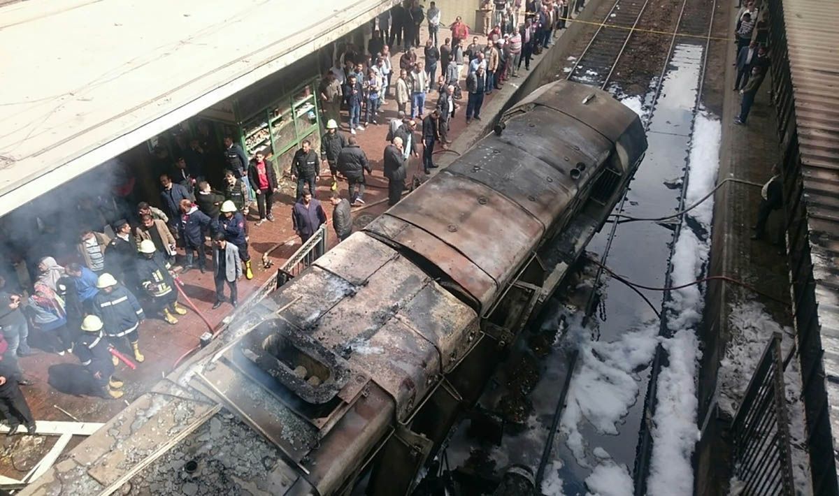 Вибух поїзда в Каїрі 27 лютого 2019 - загинуло 25 осіб - відео, фото з місця