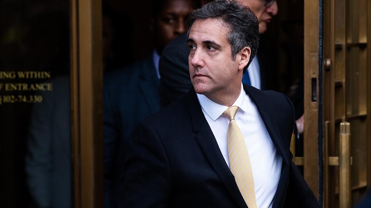 Расист, шахрай і аферист, – екс-адвокат Трампа розповів про брехню президента США Расист, шахрай і аферист, – екс-адвокат Трампа розповів про брехню президента США