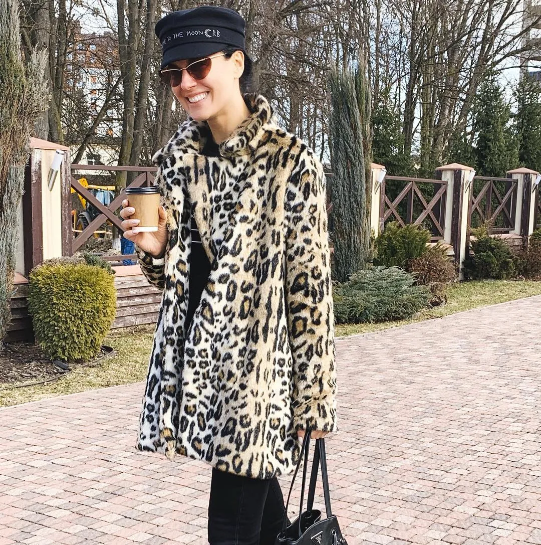 Маша Єфросиніна Маша Єфросиніна