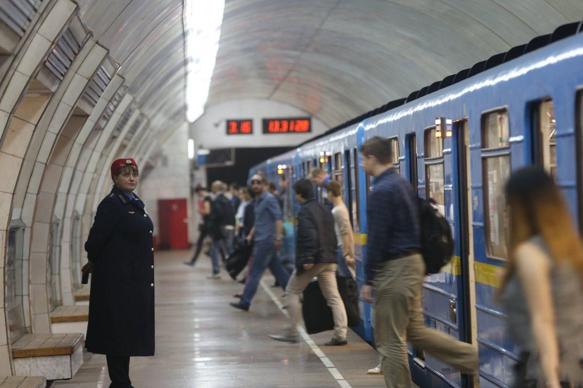 В киевском метро вдвое увеличатся тарифы на рекламу