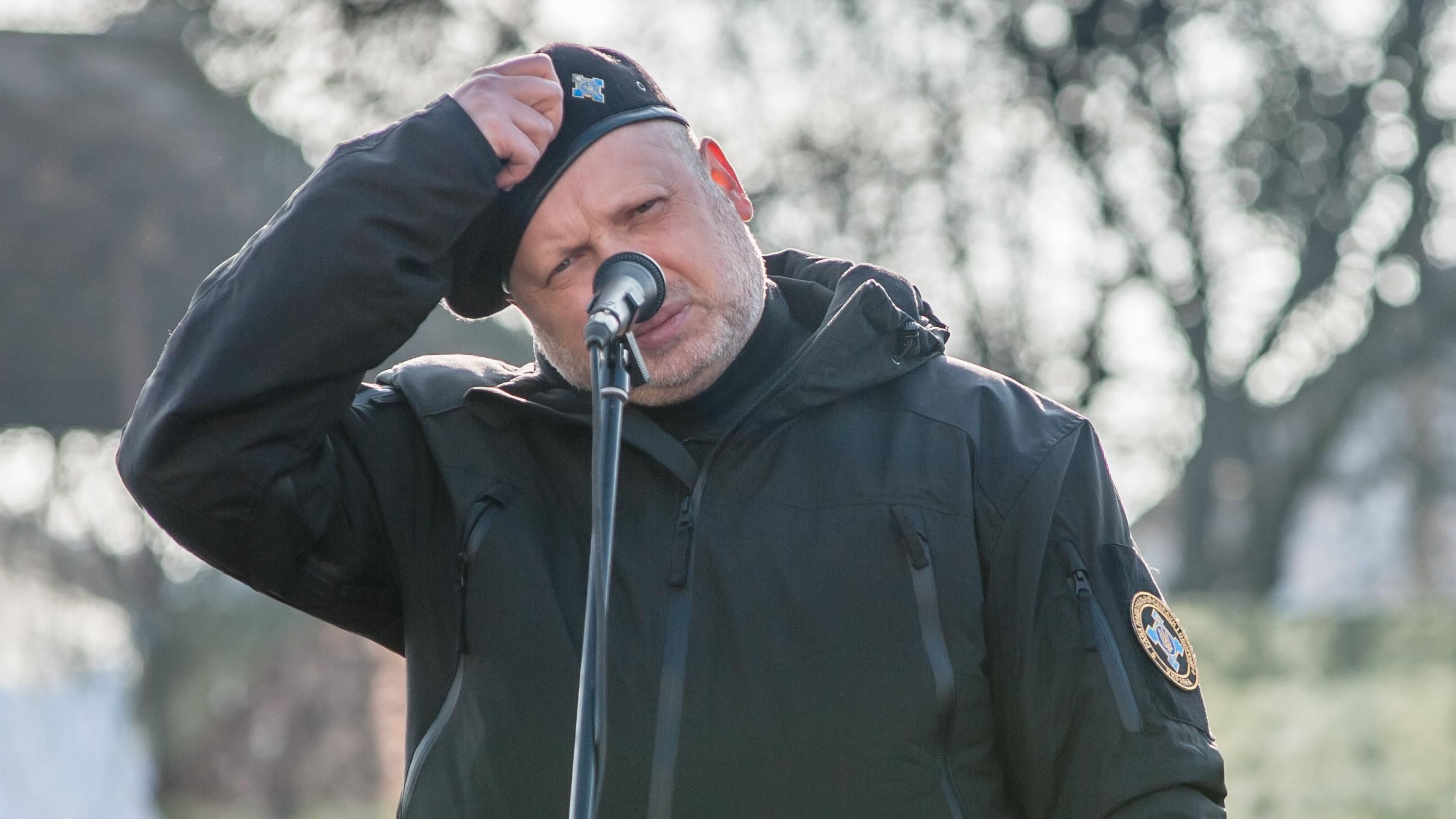 Турчинов хоче з усіх законів прибрати термін "гендер" задля збереження України Турчинов хоче з усіх законів прибрати термін "гендер" задля збереження України