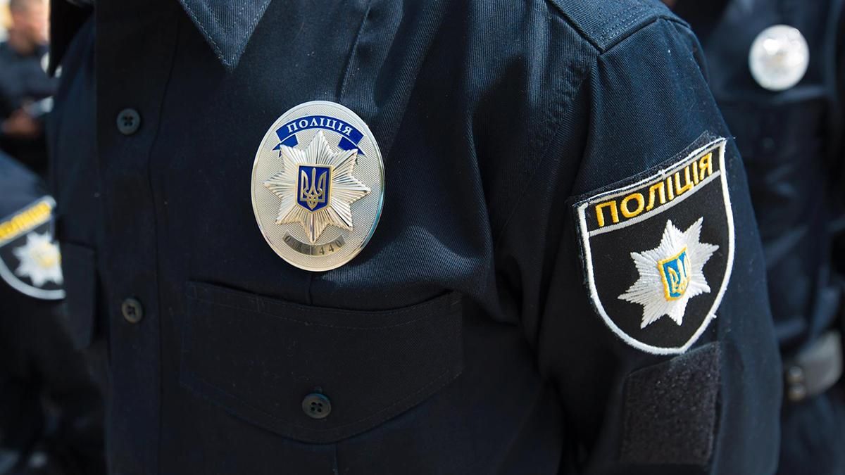 Поліцейський збив на смерть пішохода, який переходив дорогу на зелене світло: фото Поліцейський збив на смерть пішохода, який переходив дорогу на зелене світло: фото