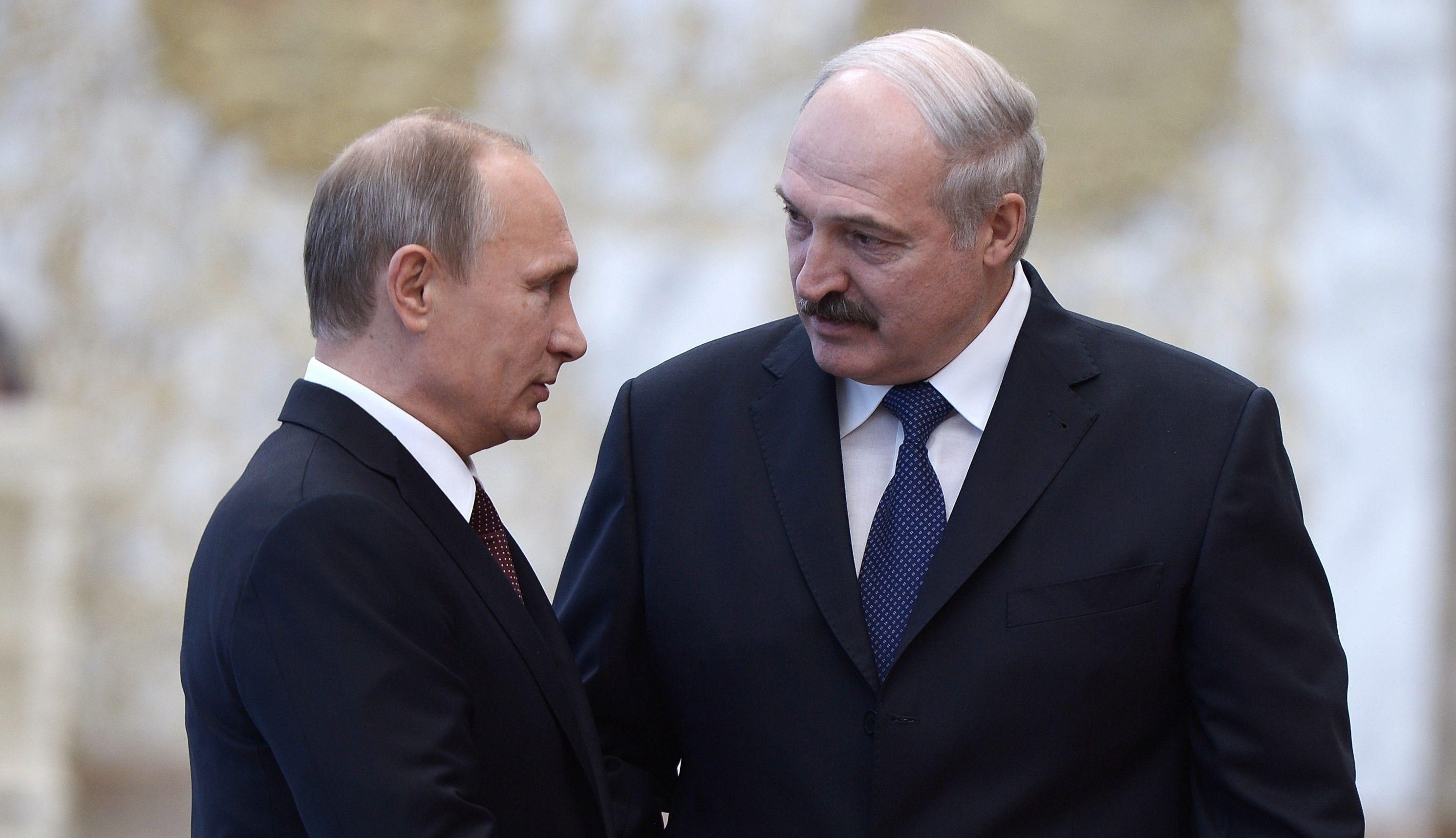 Як Лукашенко хоче та не може відмовити Путіну: пояснення експерта