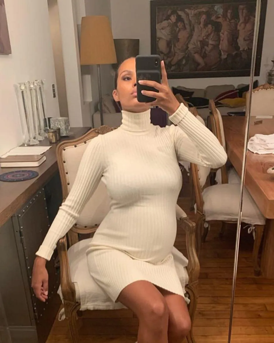 Тіна Кунакі Тіна Кунакі