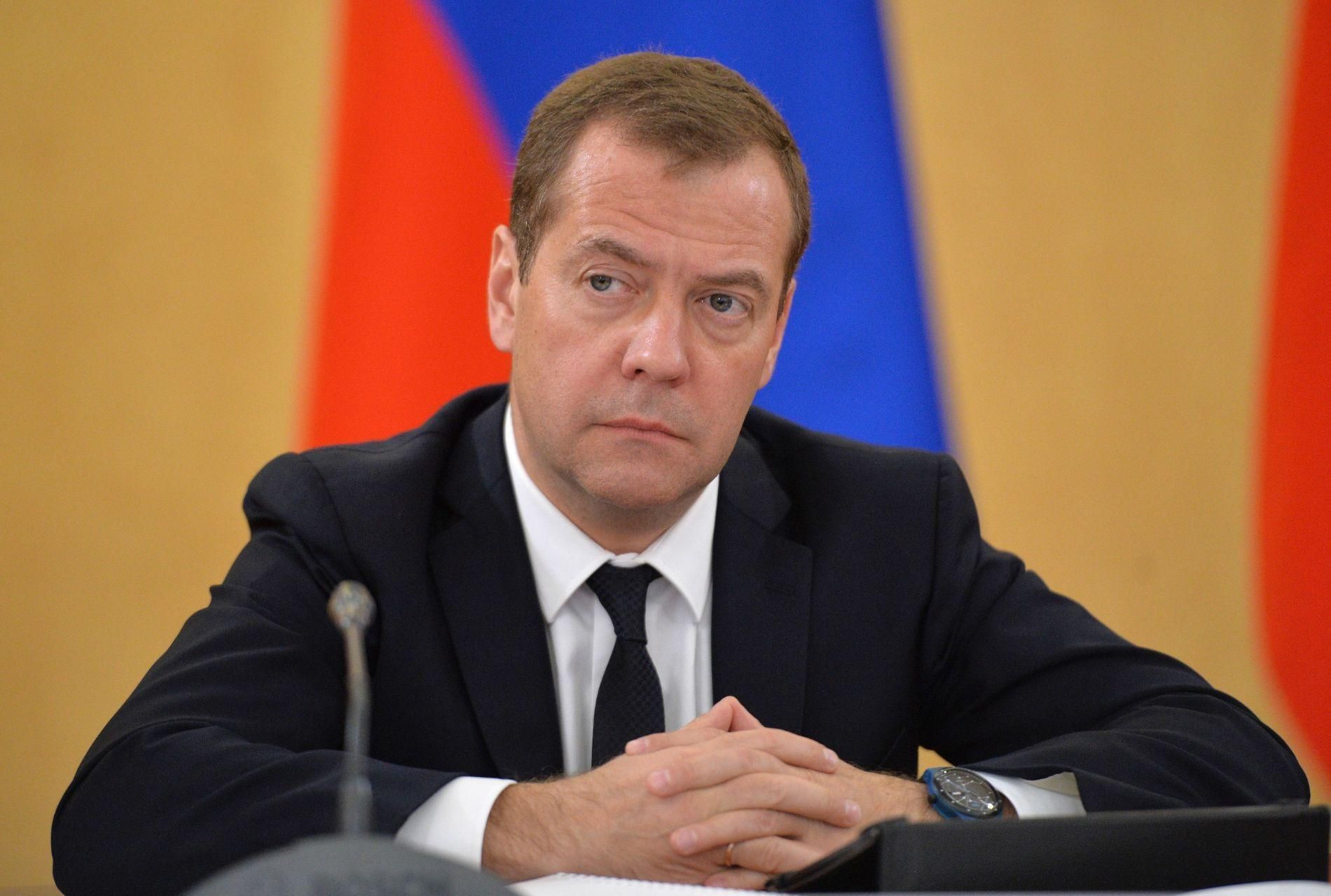 Резкая и грязная кампания, – Медведев грубо высказался об украинских выборах