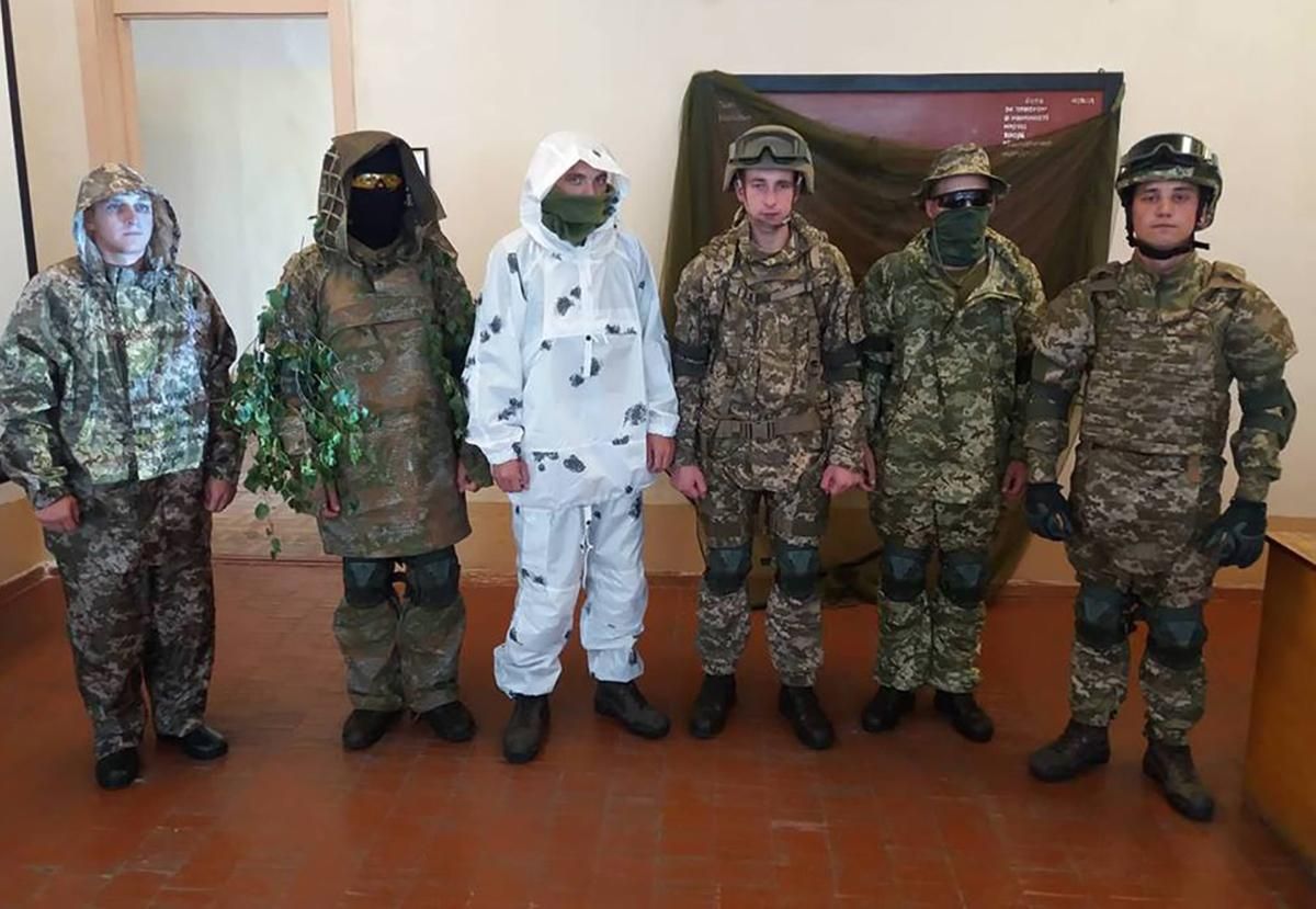 Не уступает НАТО: появились фото новой экипировки и спецодежды для ВСУ Не уступает НАТО: появились фото новой экипировки и спецодежды для ВСУ