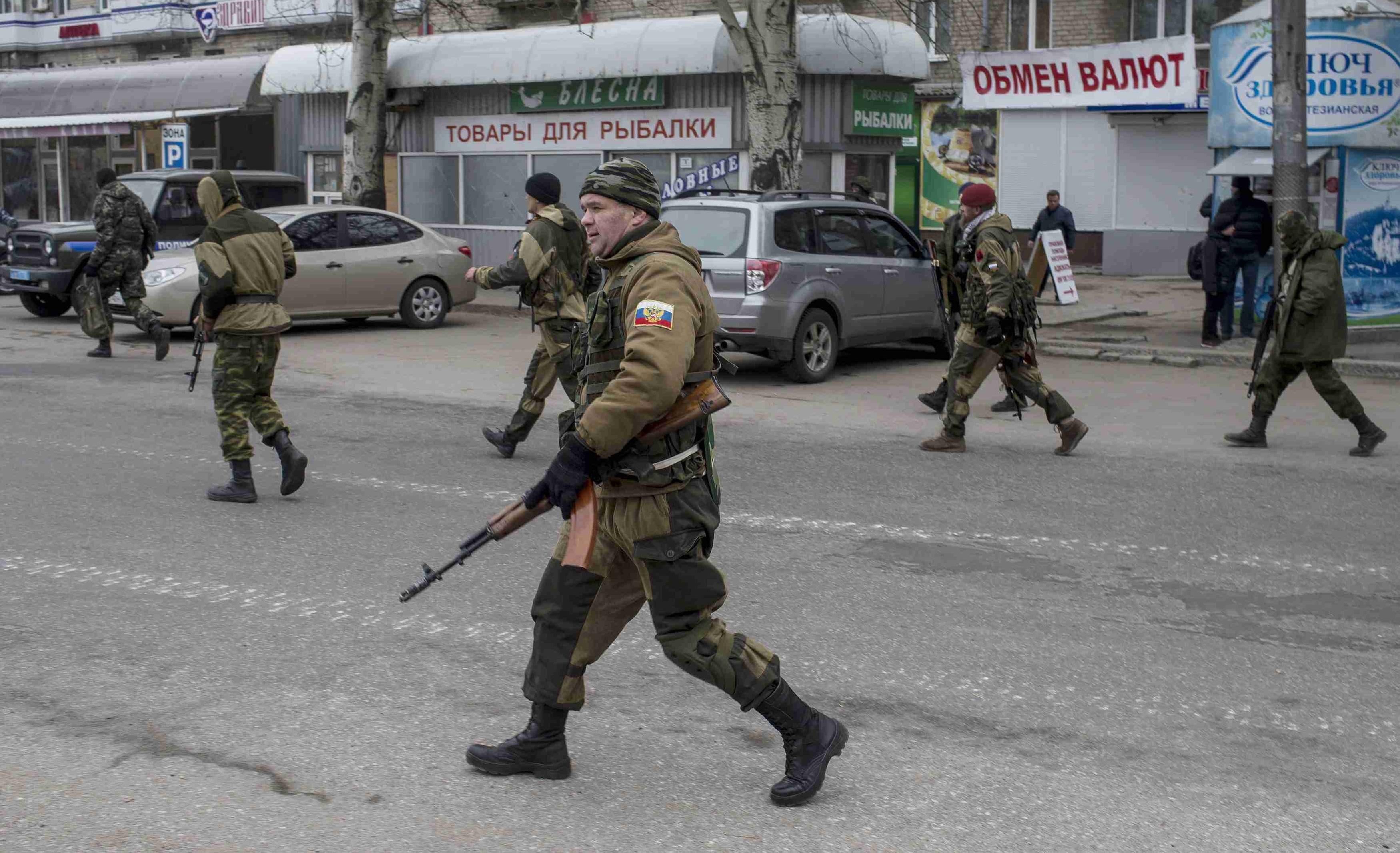 Залишки "Градів": спостерігачі розповіли про нові знахідки на вулицях окупованого Донецька