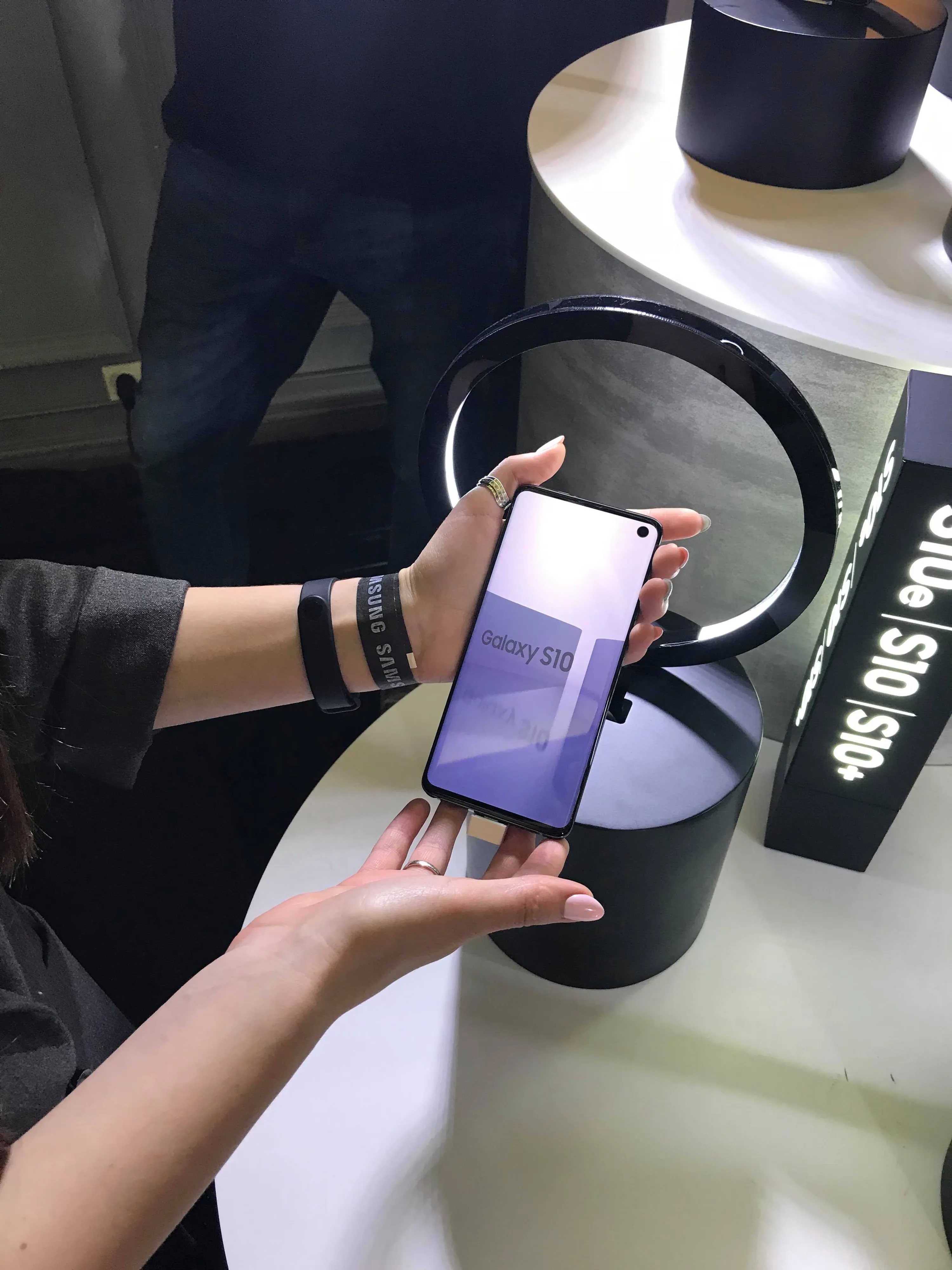 Samsung Galaxy S10 ціна в Україні Samsung Galaxy S10 ціна в Україні