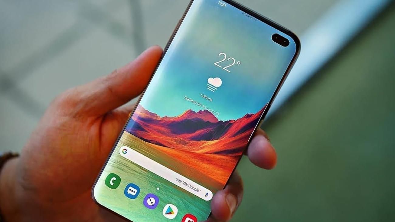 Яка собівартість смартфона Samsung Galaxy S10+: неочікувані цифри