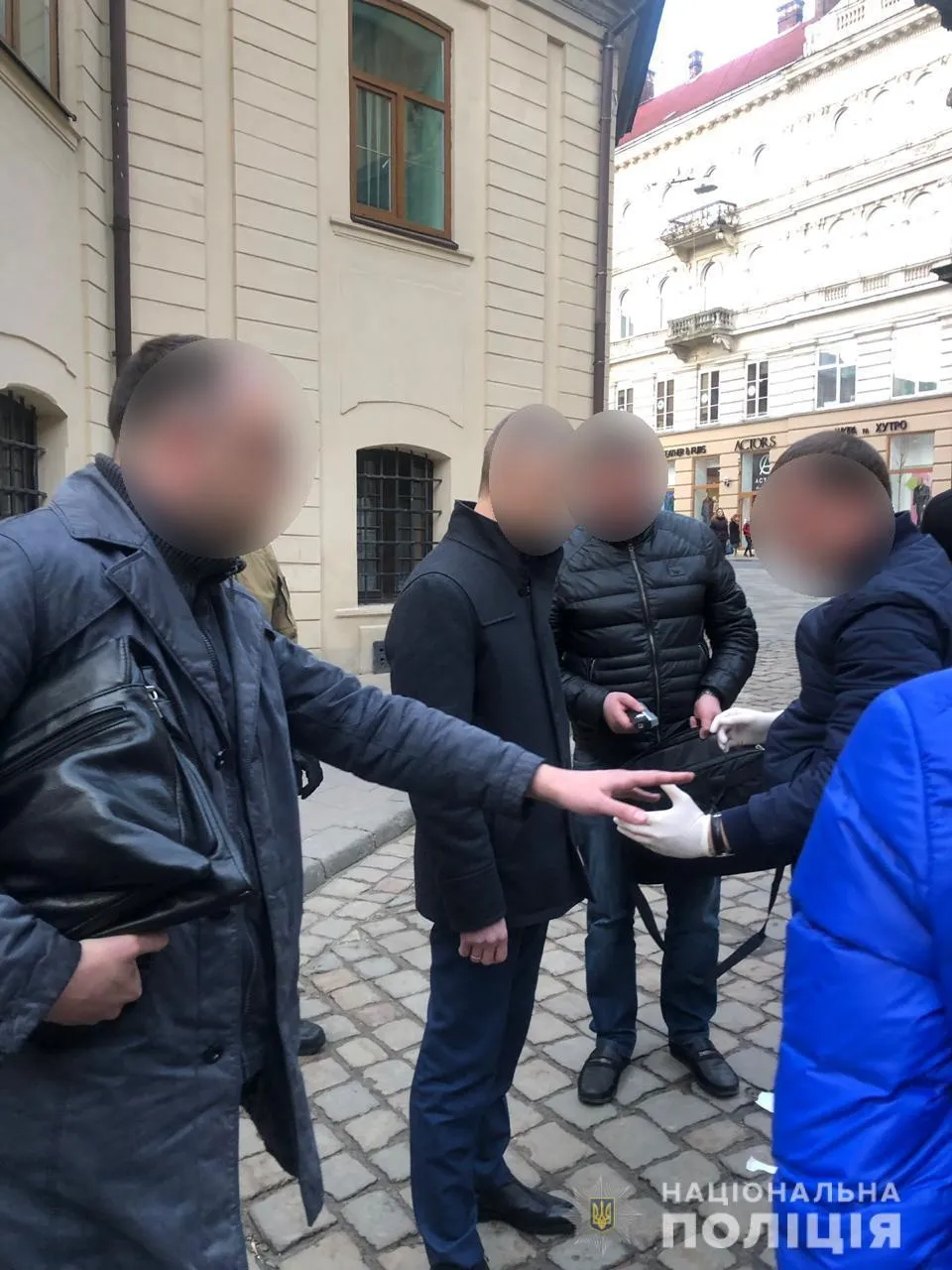 Львівська міська рада обшуки затримання Олег Дроздов Львівська міська рада обшуки затримання Олег Дроздов