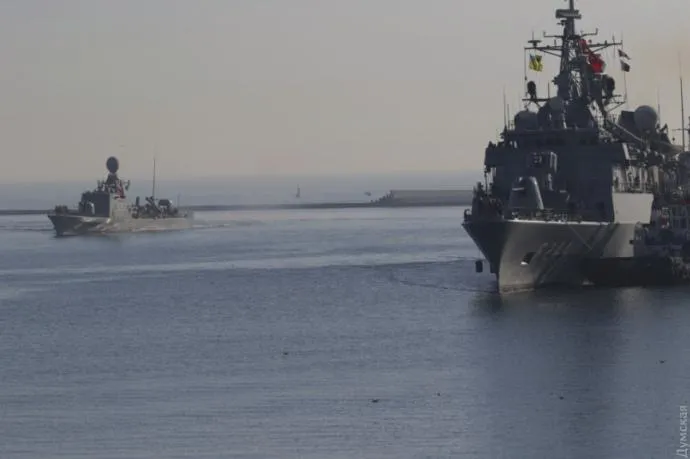 В порт Одеси зайшли військові турецькі кораблі