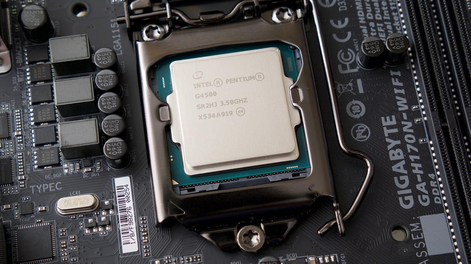 Intel "поховає" два десятка процесорів сімейства Skylake-S