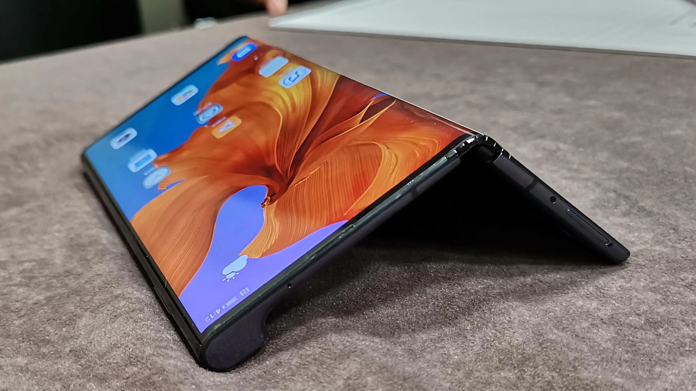 Huawei Mate X Huawei Mate X