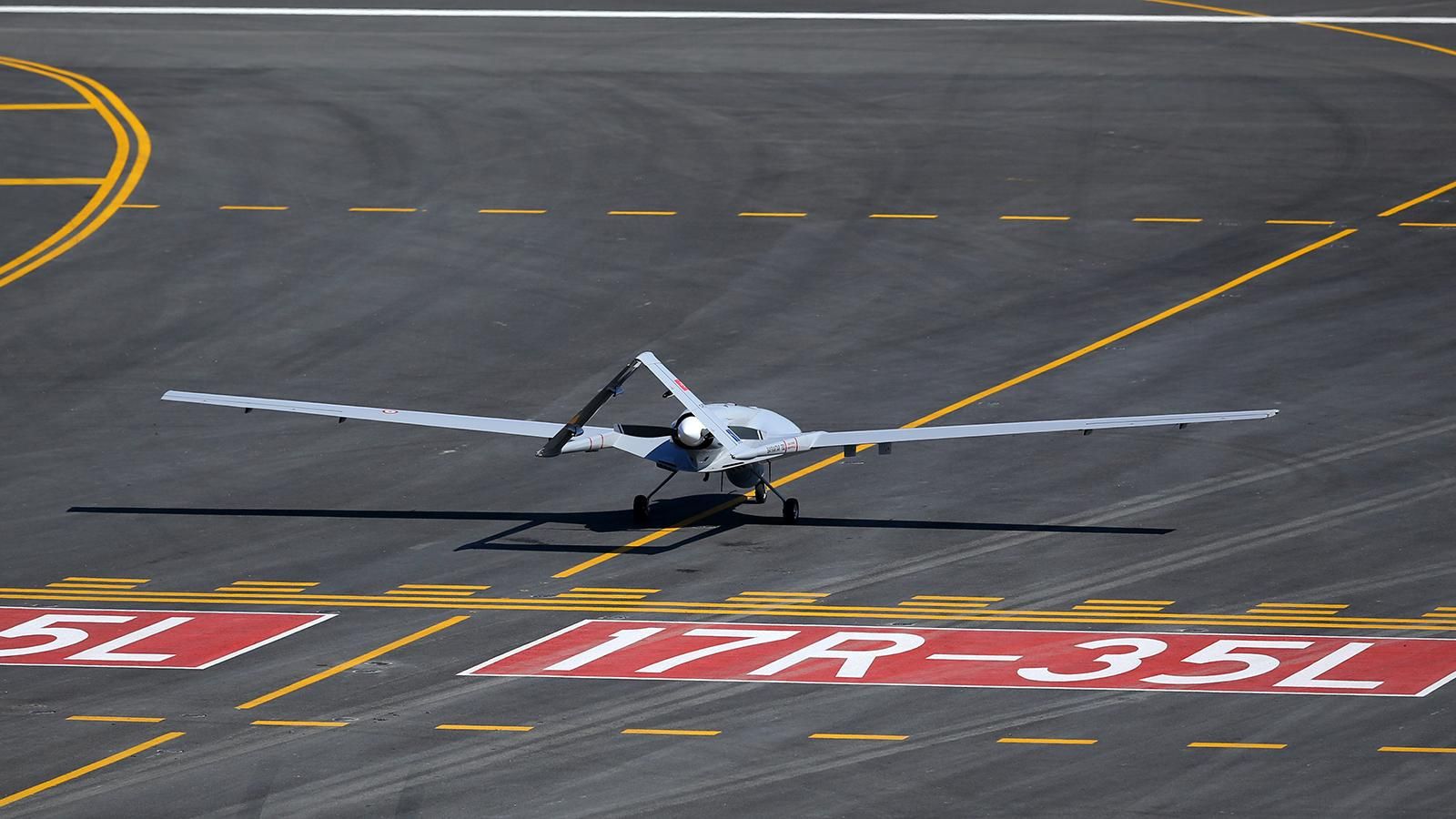 В Україні розпочнуть випробовувати турецькі безпілотники Bayraktar для вітчизняної армії В Україні розпочнуть випробовувати турецькі безпілотники Bayraktar для вітчизняної армії