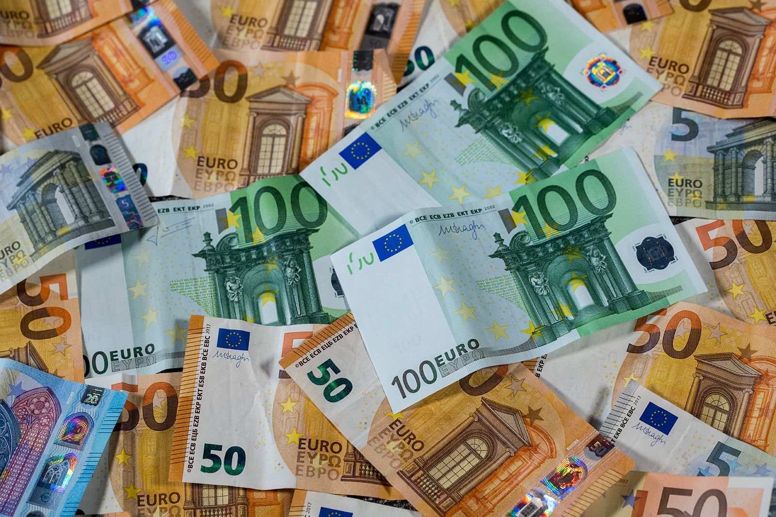 Наличный курс валют 07.03.2019: курс доллара и евро