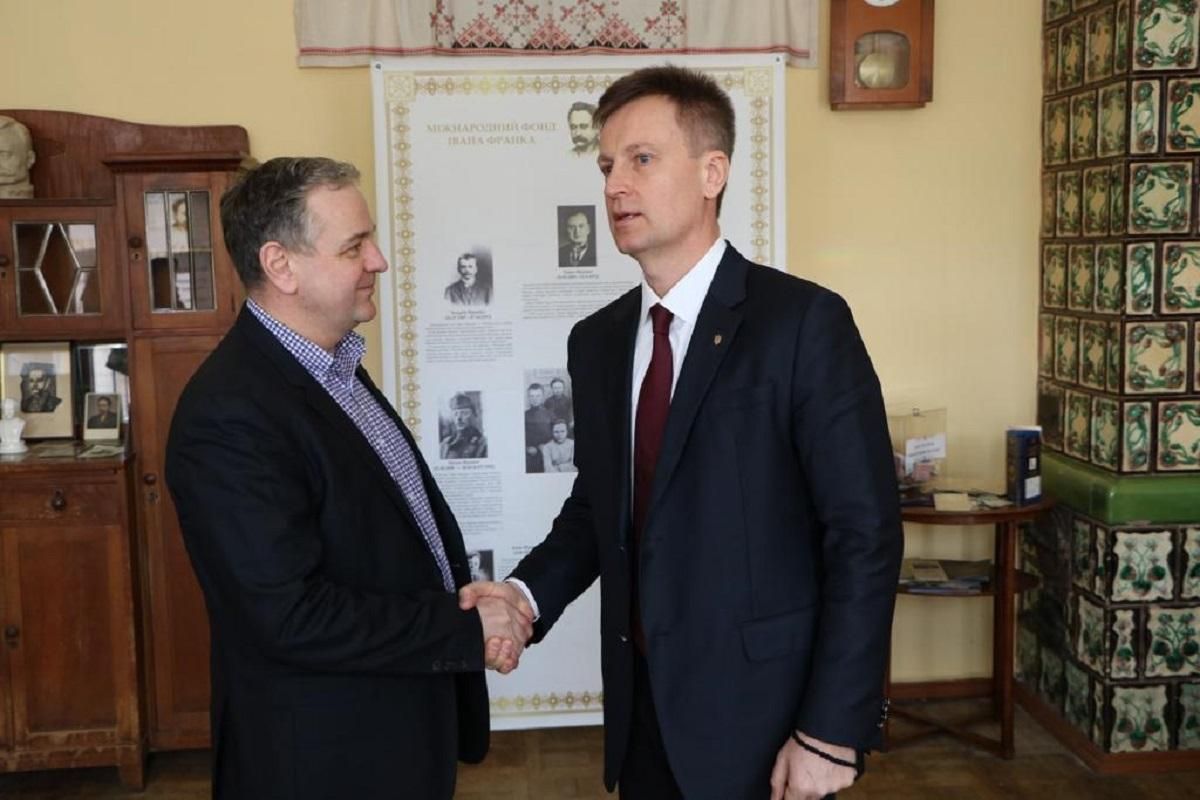 Валентин Наливайченко: Иван Франко заслуживает полноценный музей и достойный памятник в Киеве Валентин Наливайченко: Иван Франко заслуживает полноценный музей и достойный памятник в Киеве