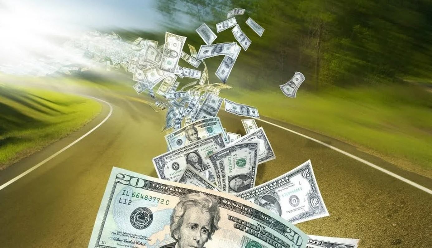 Розслідування масштабної схеми виведення мільйонів з України: що про це відомо Розслідування масштабної схеми виведення мільйонів з України: що про це відомо