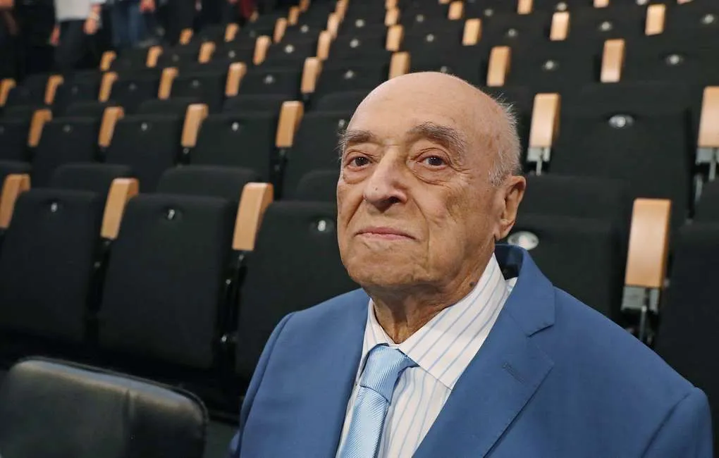 Володимир Етуш – зірка радянського кіно Володимир Етуш – зірка радянського кіно