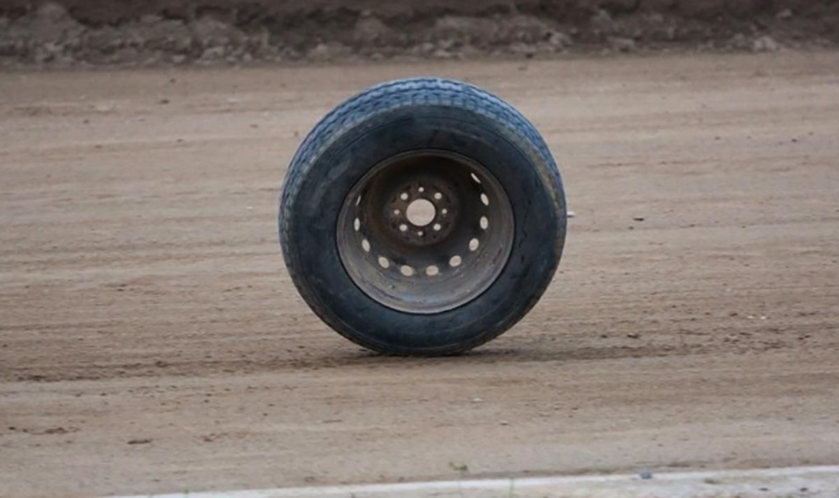 Заступник міністра потрапив у ДТП, коли перевіряв стан доріг Закарпаття Заступник міністра потрапив у ДТП, коли перевіряв стан доріг Закарпаття