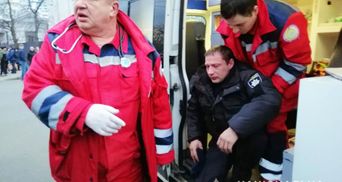 Попытка "Нацкорпуса" прорваться к Порошенко в Черкассах: пострадали 22 полицейских