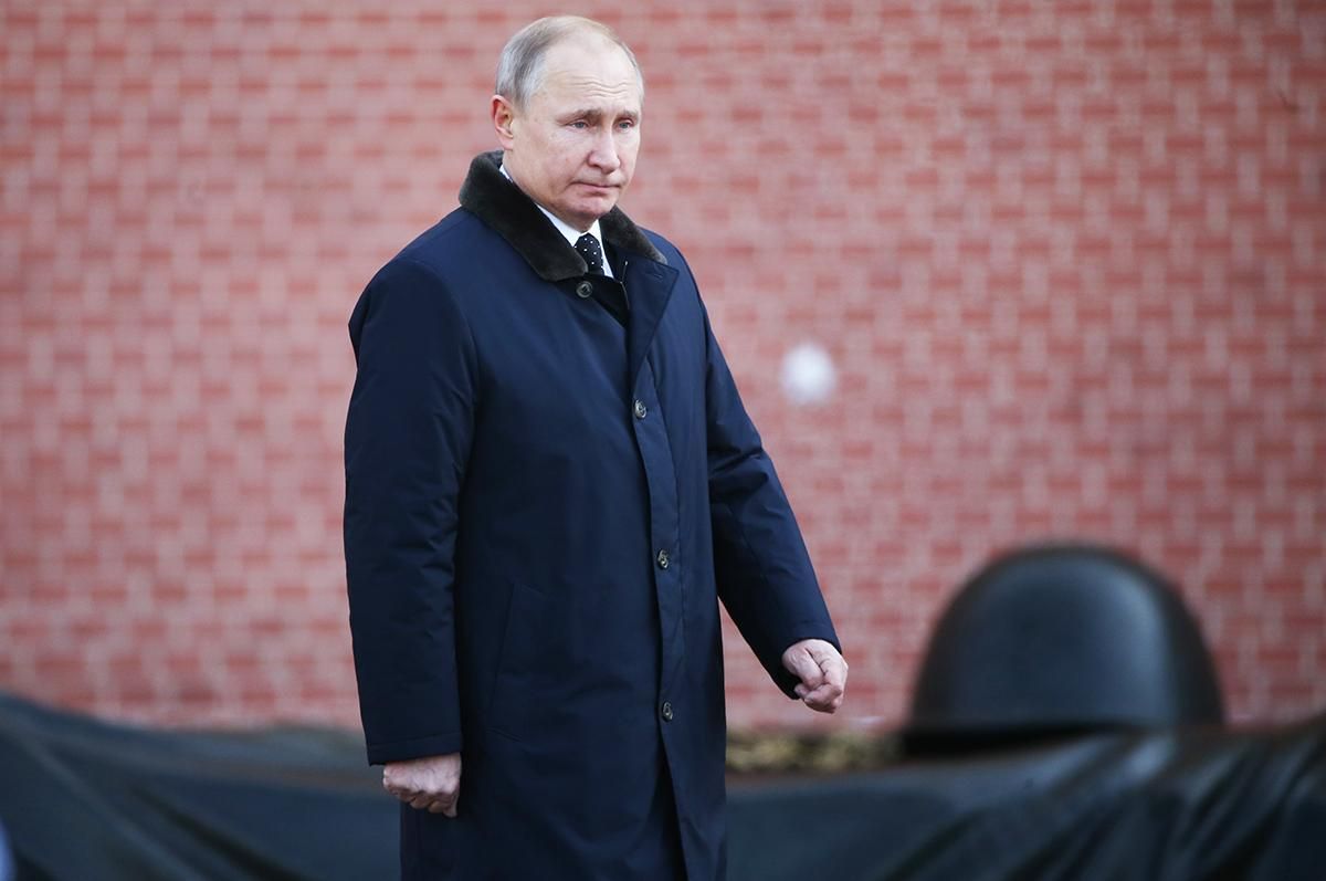 Путін відвідає окупований Крим