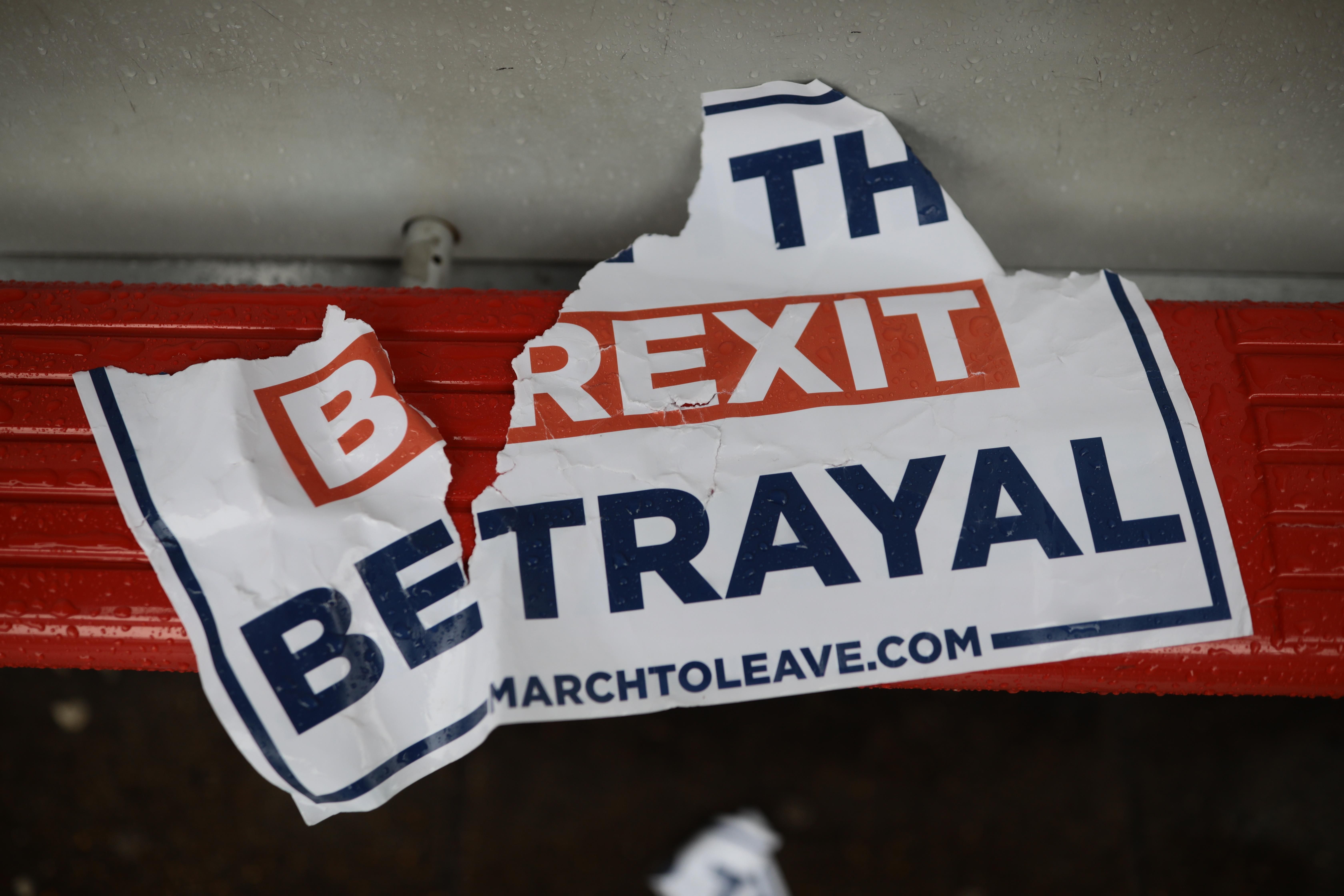 Доведенные до отчаяния: что ждет Британию после отклонения соглашения о Brexit Доведенные до отчаяния: что ждет Британию после отклонения соглашения о Brexit