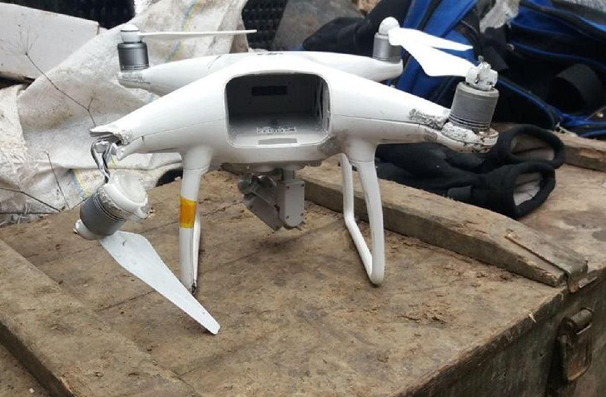 Военные сбили на Донбассе вражеский беспилотник и указали на подлость боевиков: фото Военные сбили на Донбассе вражеский беспилотник и указали на подлость боевиков: фото