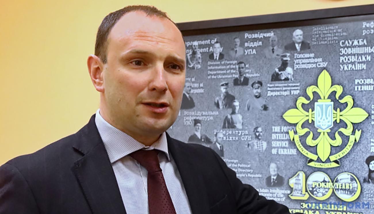 Порошенко звільнив керівника зовнішньої розвідки Єгора Божка Порошенко звільнив керівника зовнішньої розвідки Єгора Божка