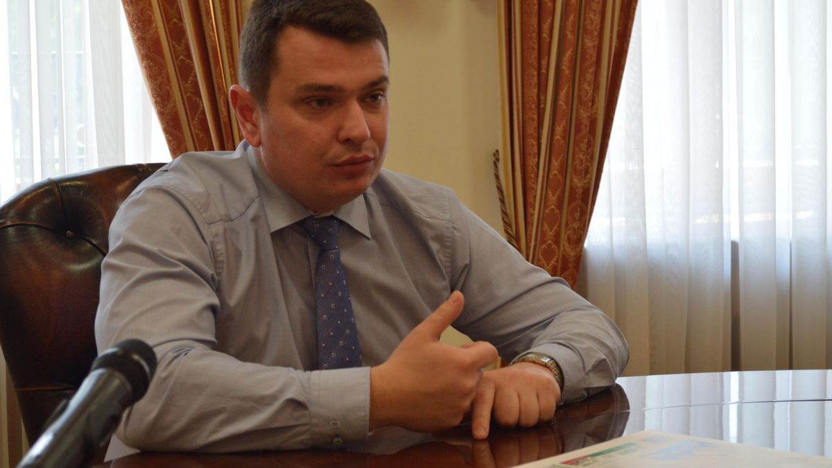 Щоб зберегти від тиску, – Ситник пояснив звільнення детективів після скандалу в оборонці Щоб зберегти від тиску, – Ситник пояснив звільнення детективів після скандалу в оборонці