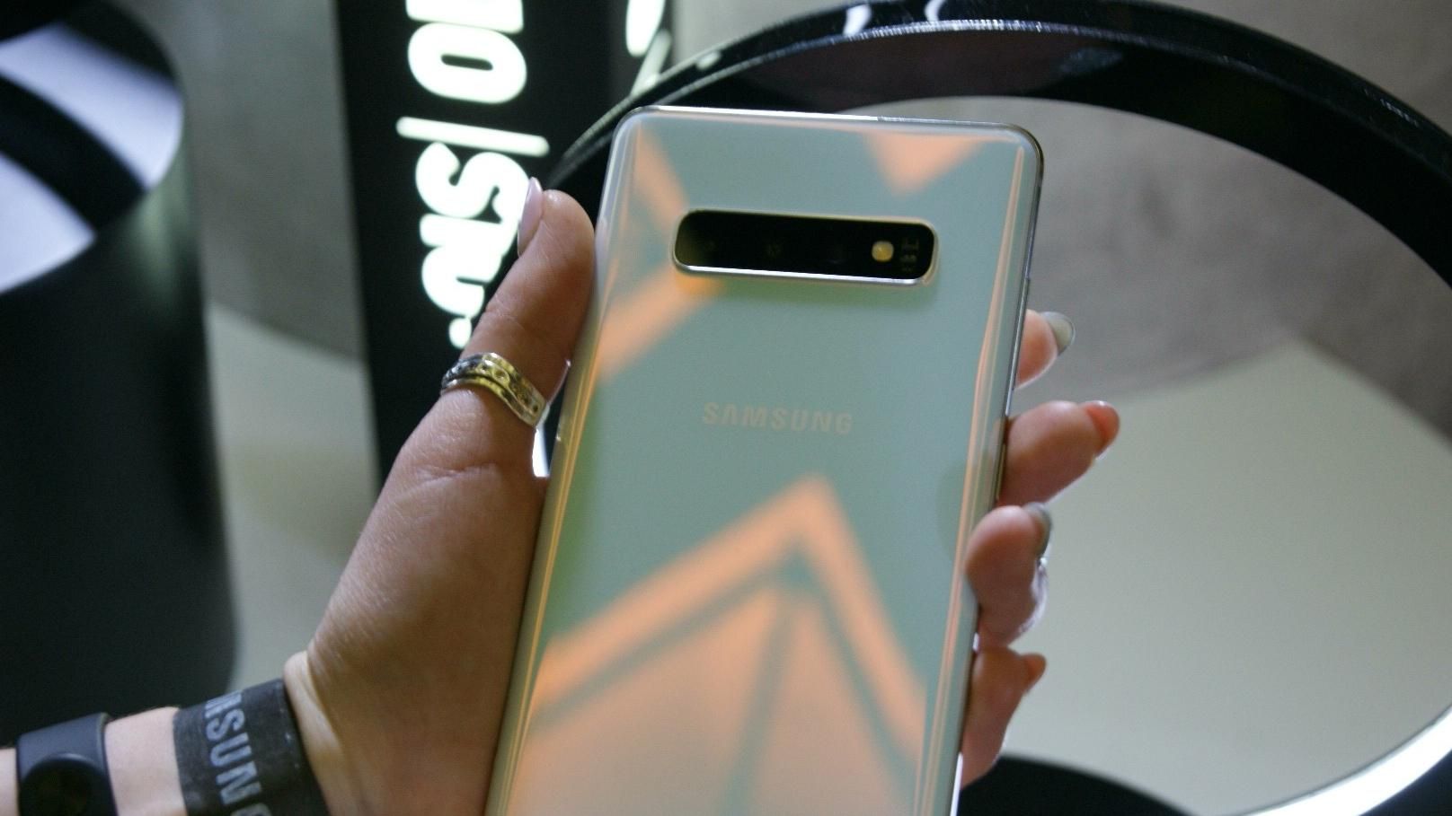 Samsung Galaxy S10 стал снимать еще лучше: фото