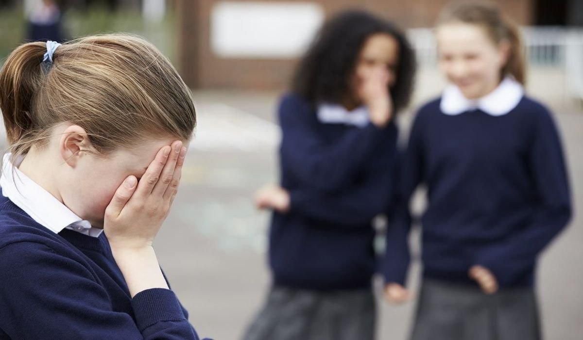 Одесская школьница из-за издевательств одноклассников впала в кому Одесская школьница из-за издевательств одноклассников впала в кому