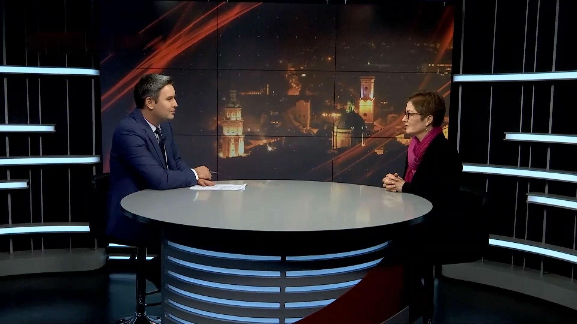 Посол США прокоментувала корупцію в "Укроборонпромі" та роботу НАБУ і САП Посол США прокоментувала корупцію в "Укроборонпромі" та роботу НАБУ і САП