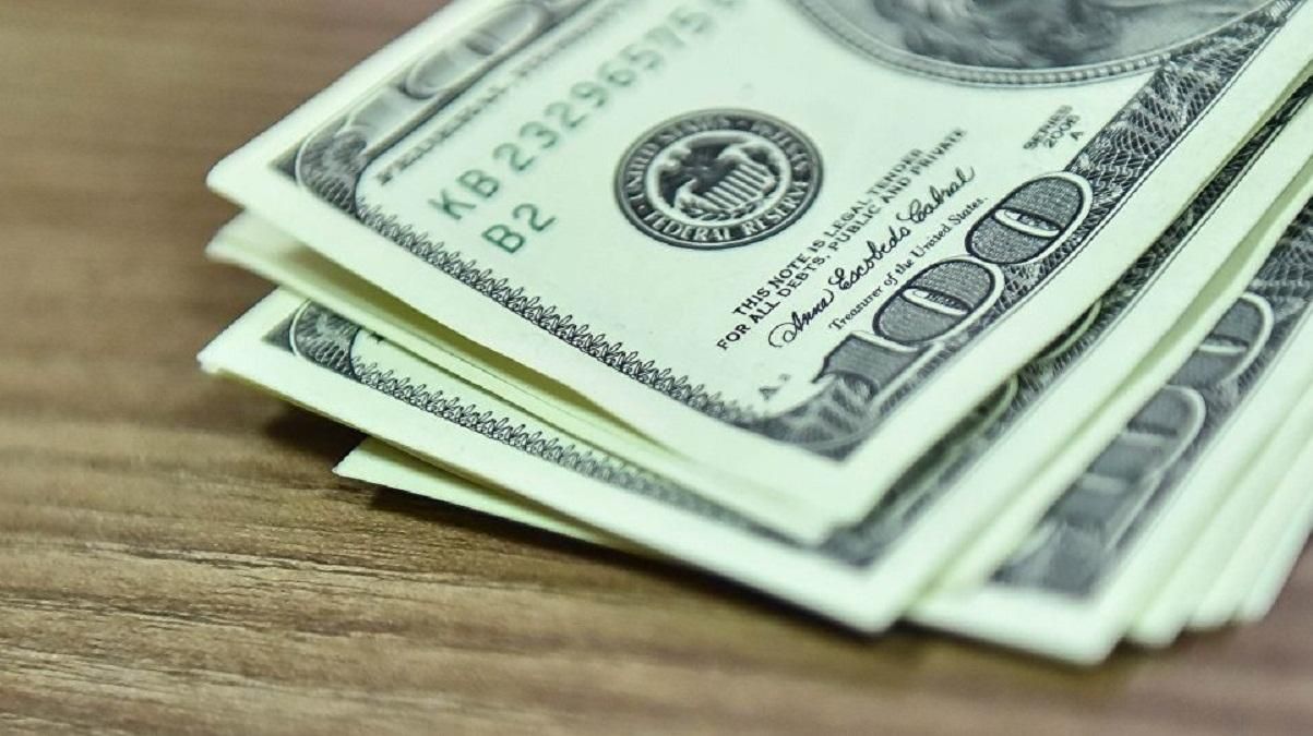 Військова прокуратура затримала на хабарі в 3 тисячі доларів офіцера ЗСУ Військова прокуратура затримала на хабарі в 3 тисячі доларів офіцера ЗСУ