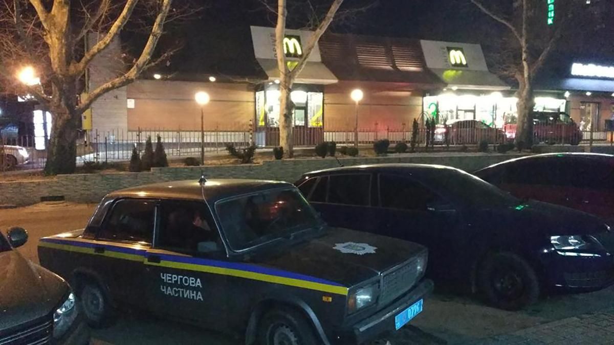 У Миколаєві сталась стрілянина на McDrive: є постраждалий