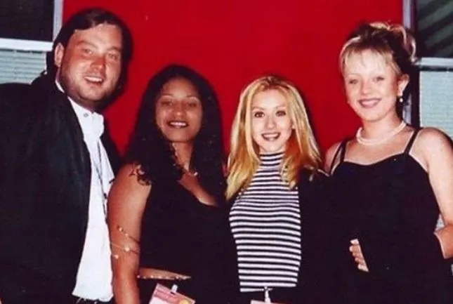 Юлія Началова Крістіна Агілера Юлія Началова Крістіна Агілера