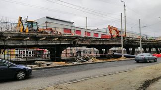 Реконструкція Шулявського мосту: через примху нардепа знесуть цех заводу