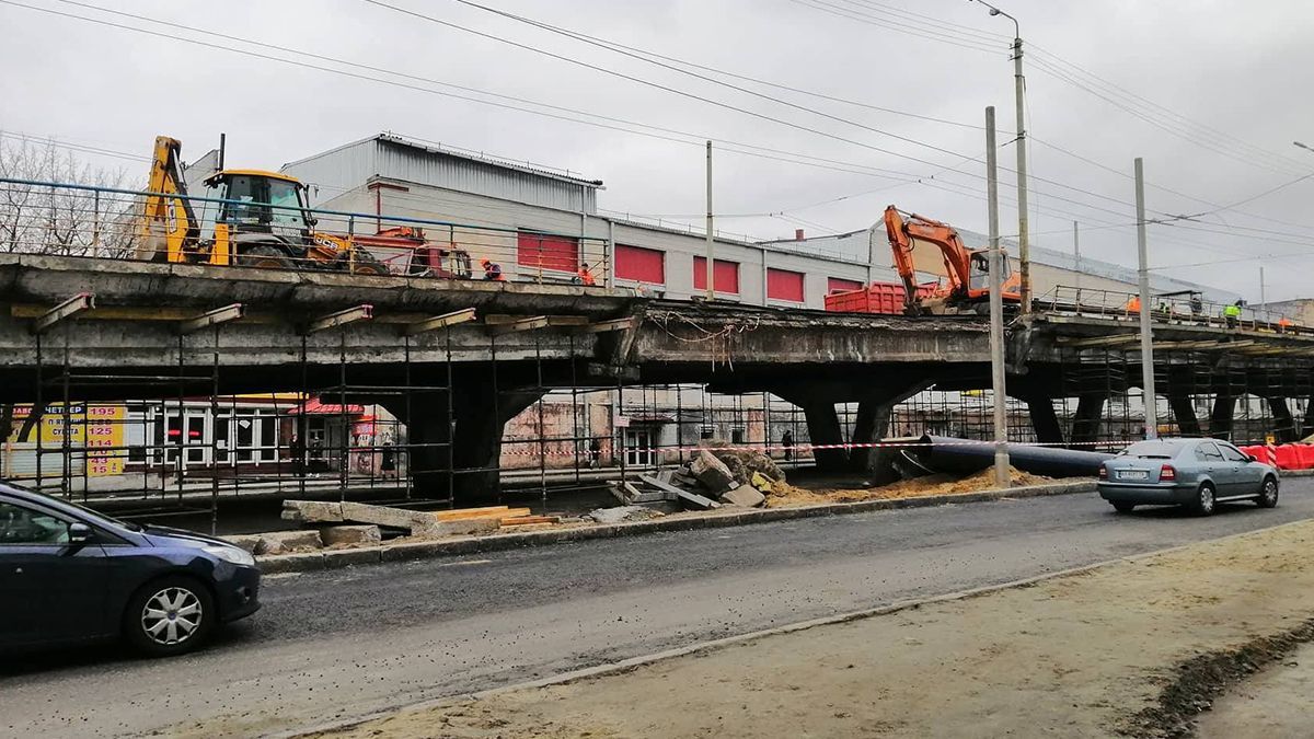 Реконструкция Шулявского моста: из-за прихоти нардепа снесут цех завода