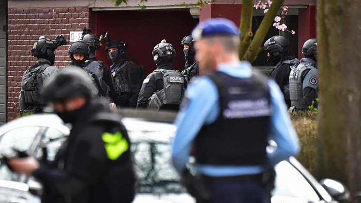 Стрельба в Нидерландах: полиция задержала троих подозреваемых